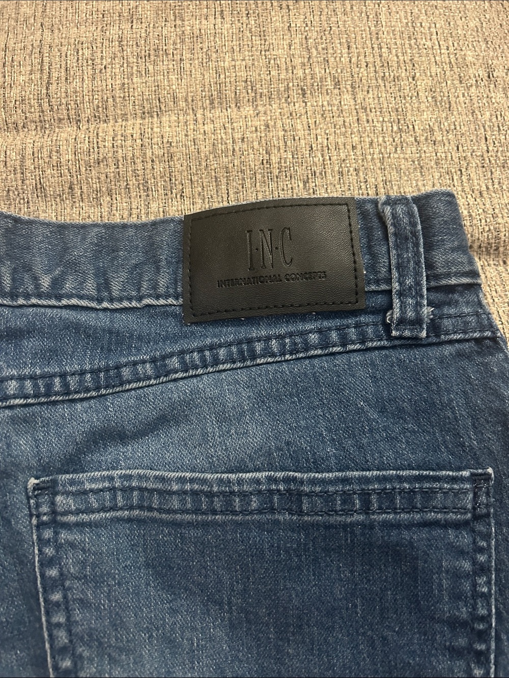 INC International Concepts Men's Dark Blue Jeans - Picture 9 of 9